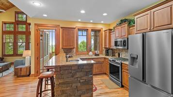 House, Multiple Beds, Fireplace, Mountain View (Haven on the Ridge at Echota) | Private kitchen | Fridge, oven, stovetop, coffee/tea maker