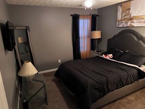 1 chambre, fer et planche Ă repasser, Wi-Fi, draps fournis