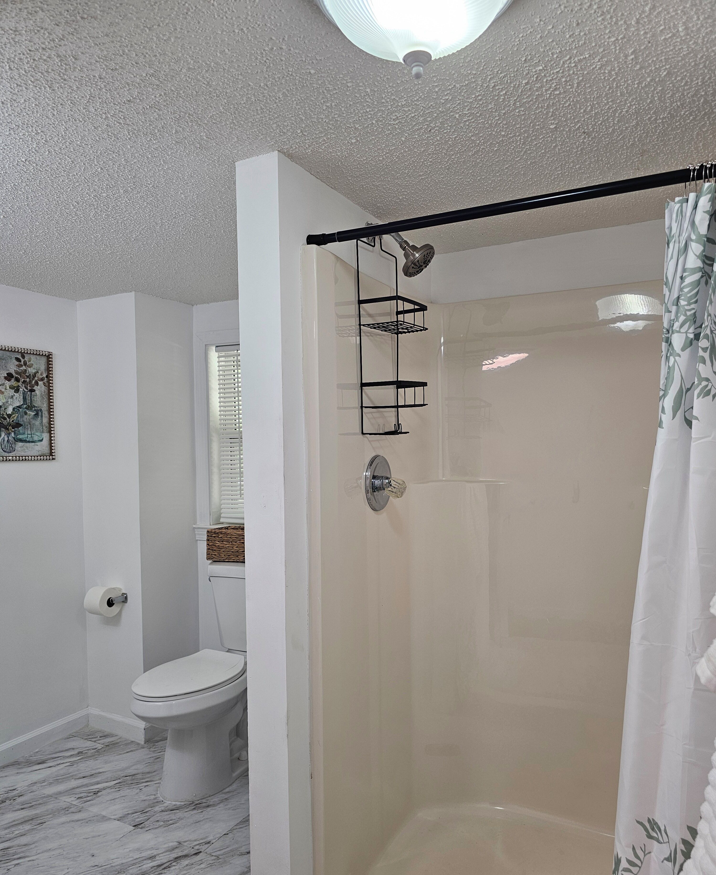 Shower, towels, soap, shampoo