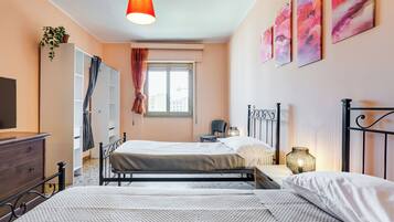 3 Schlafzimmer, Bügeleisen/Bügelbrett, WLAN, Bettwäsche