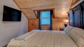 Cabin, Multiple Beds, Hot Tub, Mountain View (Pine Ridge Paradise) | 4 bedrooms, individually decorated, individually furnished, desk