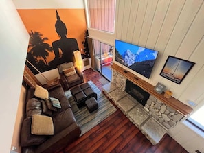 TV, fireplace, offices
