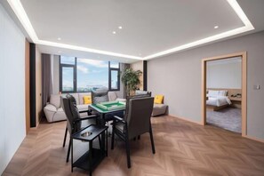 Game room - Mengzi Yufeng Hotel (Mengzi)