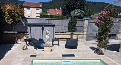 La Casa di Gerlinde par Saint Martin
APPARTEMENT avec PISCINE, animaux acceptés!