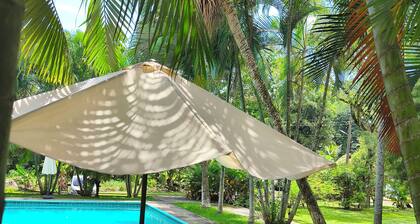 Apartamento para la familia, a minutos del parque temático IRTRA y DINO PARK.