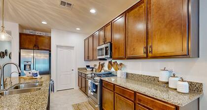 Modern 55+ home with community pool, clubhouse, gym, pickleball