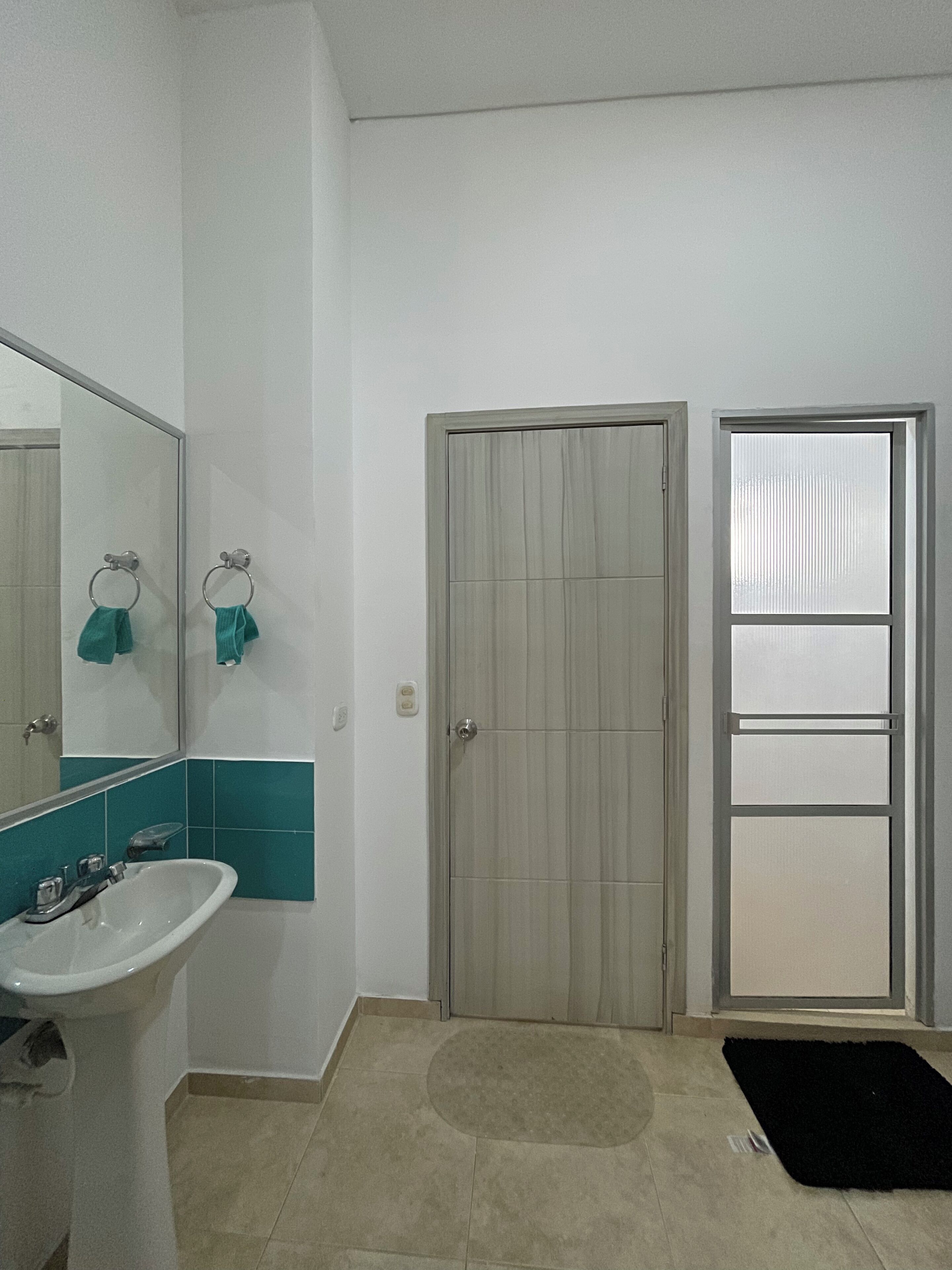 Håndklæder, Sæbe, Toiletpapir