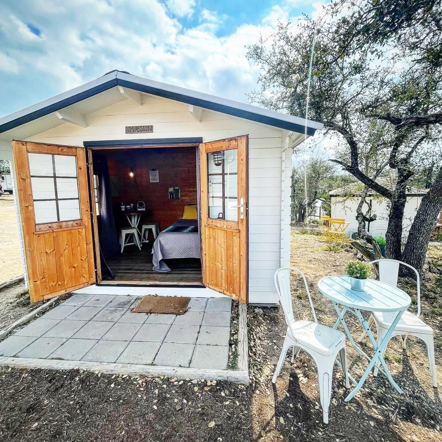 Compassion Cabin @ 13 Acres - Yoga/Hike/Meditate