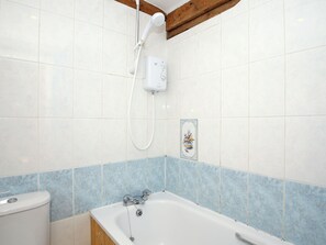 Towels - The Dairy at Copper Beeches (Petersfield)