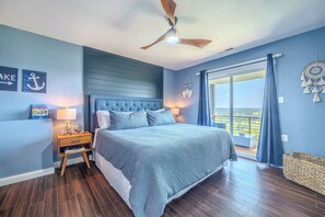 3 soverom, skrivebord, strykejern/-brett og wi-fi