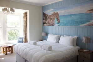 Deluxe Double Room | Desk, bed sheets - Durdle Door Hotel (Wareham)