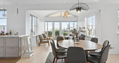 4 bedroom gorgeous home in Rude