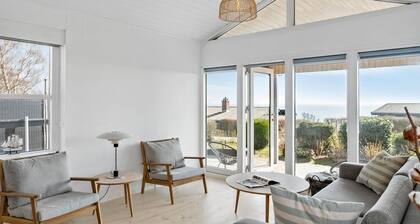 4 bedroom gorgeous home in Rude