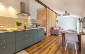 Dining - Nice home in Orlek - Sezana (Orlek - Sezana)