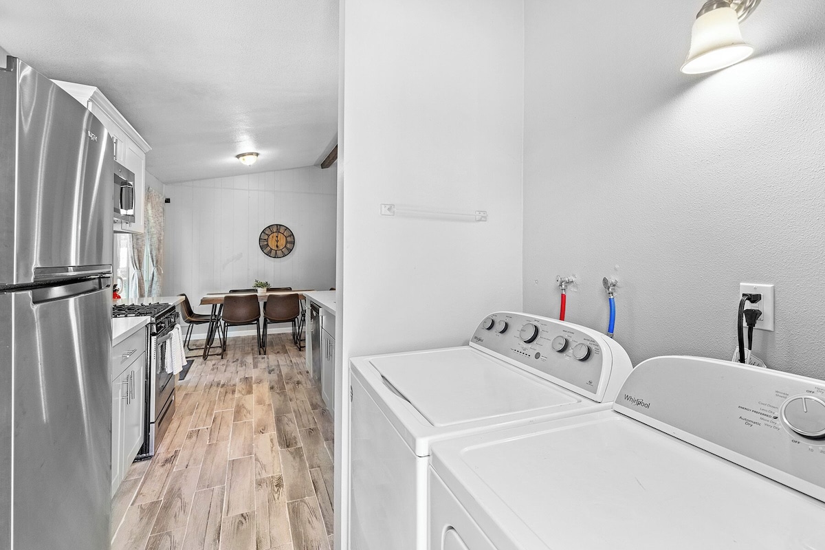Photo 52 of Ozzys Retreat - Cozy 4-bedroom Cabin in Big Bear Lake. Pet Friendly!