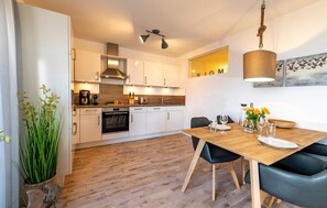 KylskÄp, mikrovÄgsugn, ugn och diskmaskin