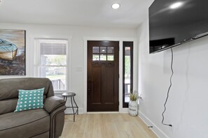 Living area - Rustic meets Modern Downtown Retreat with Air hockey table (Indianapolis)