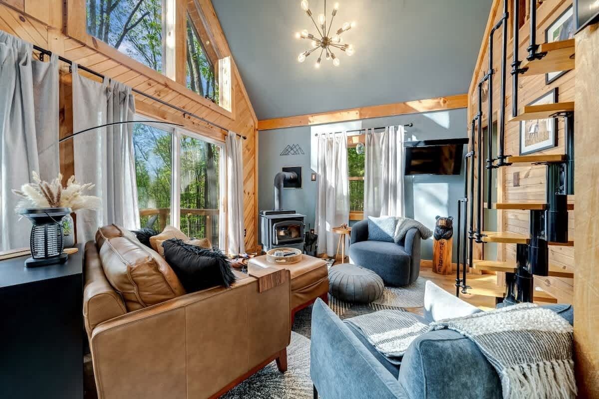 Televisie en een open haard