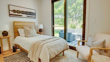 3 soveværelser, skrivebord, strygejern/strygebræt, gratis Wi-Fi