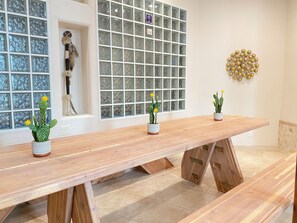 Dining - The Uzu Dome, Sedona architectural master piece on the vortex (Sedona)