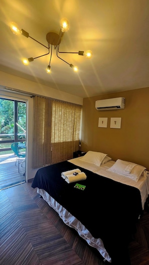 Suite – comfort, lanai, hageutsikt | Wi-fi (inkludert)