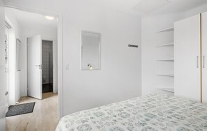 2 bedrooms, free WiFi