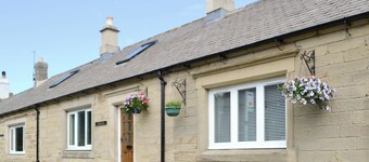 Lovely single storey property just a short drive from Druridge Bay.