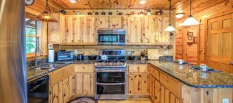 Mountain View Log Cabin
