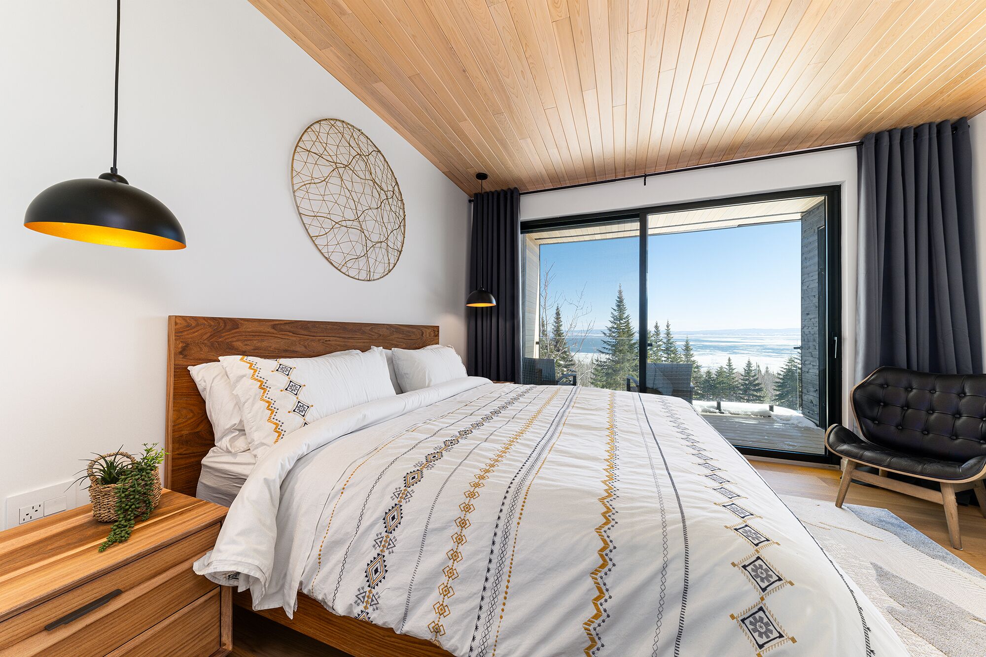 5 chambres, bureau, fer et planche à repasser, Wi-Fi