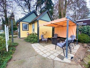 Terrace/patio - The Cottage! (Jacksonville)