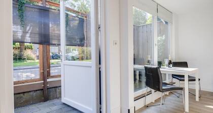 Great Studio Apartment / Outside Jacuzzi