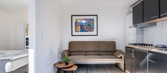 Great Studio Apartment / Outside Jacuzzi