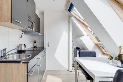 WELLNESS apartment Apeldoorn with JACUZZI/SAUNA