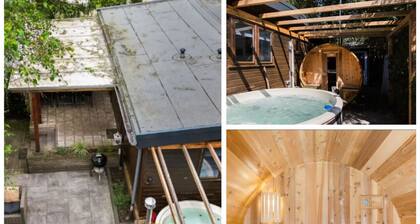 78 sqm Luxury Forest Chalet with Wellness