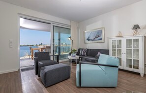 TV, fireplace, stereo - Lovely apartment in Olpenitz with sauna (Olpenitz)