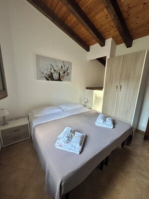 2 Schlafzimmer, Bügeleisen/Bügelbrett, Bettwäsche, Rollstuhlgeeignet