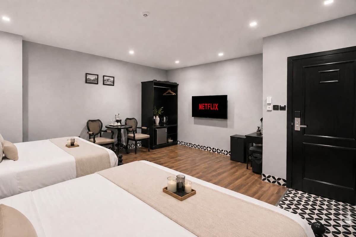 Standard Quadruple Room, 2 Queen Beds