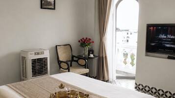 Superior Double Room, 1 Queen Bed, Balcony | Blackout curtains, soundproofing, iron/ironing board (on request)