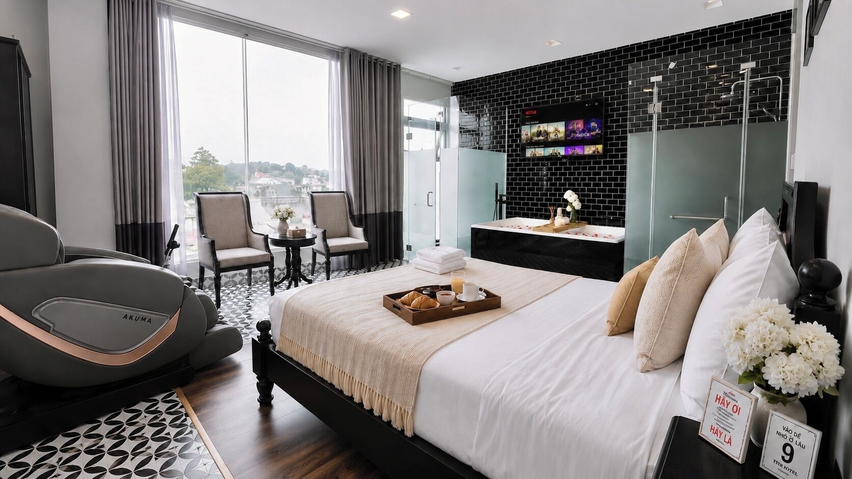 Deluxe Studio Suite, 1 Queen Bed, City View | Blackout curtains, soundproofing, iron/ironing board (on request)