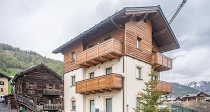 Come and discover the tranquility of Chalet Pedrin!