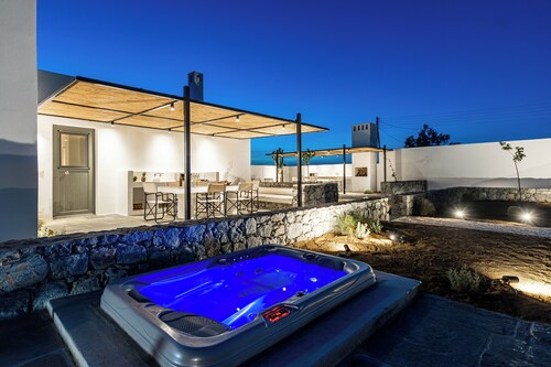 Agrilia Suites (Anthos Suite)