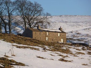 Exterior - 3 bedroom accommodation in Low Row near Reeth (Low Row near Reeth)