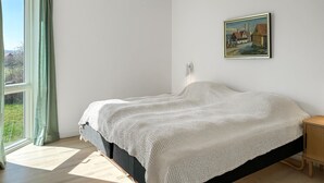 2 室のベッドルーム、WiFi (無料)