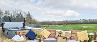 9 bedroom accommodation in Abersoch, near Pwllheli