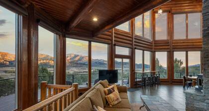 Luxury Cabin on 40 Private Acres - Wraparound Deck