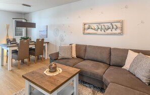 TV, fireplace - Beautiful apartment in Olpenitz (Olpenitz)
