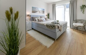 2 عدّة غرف نوم ومكواة/لوح كي وسرير سفر وواي فاي مجانًا