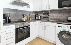 Fridge, oven, stovetop, dishwasher - Beautiful apartment in Olpenitz (Olpenitz)