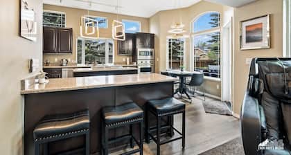 Relax Like Never Before at Pyrenean Circle: Up to 15 Guests