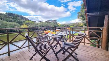 42-inch flat-screen TV with cable channels, toys